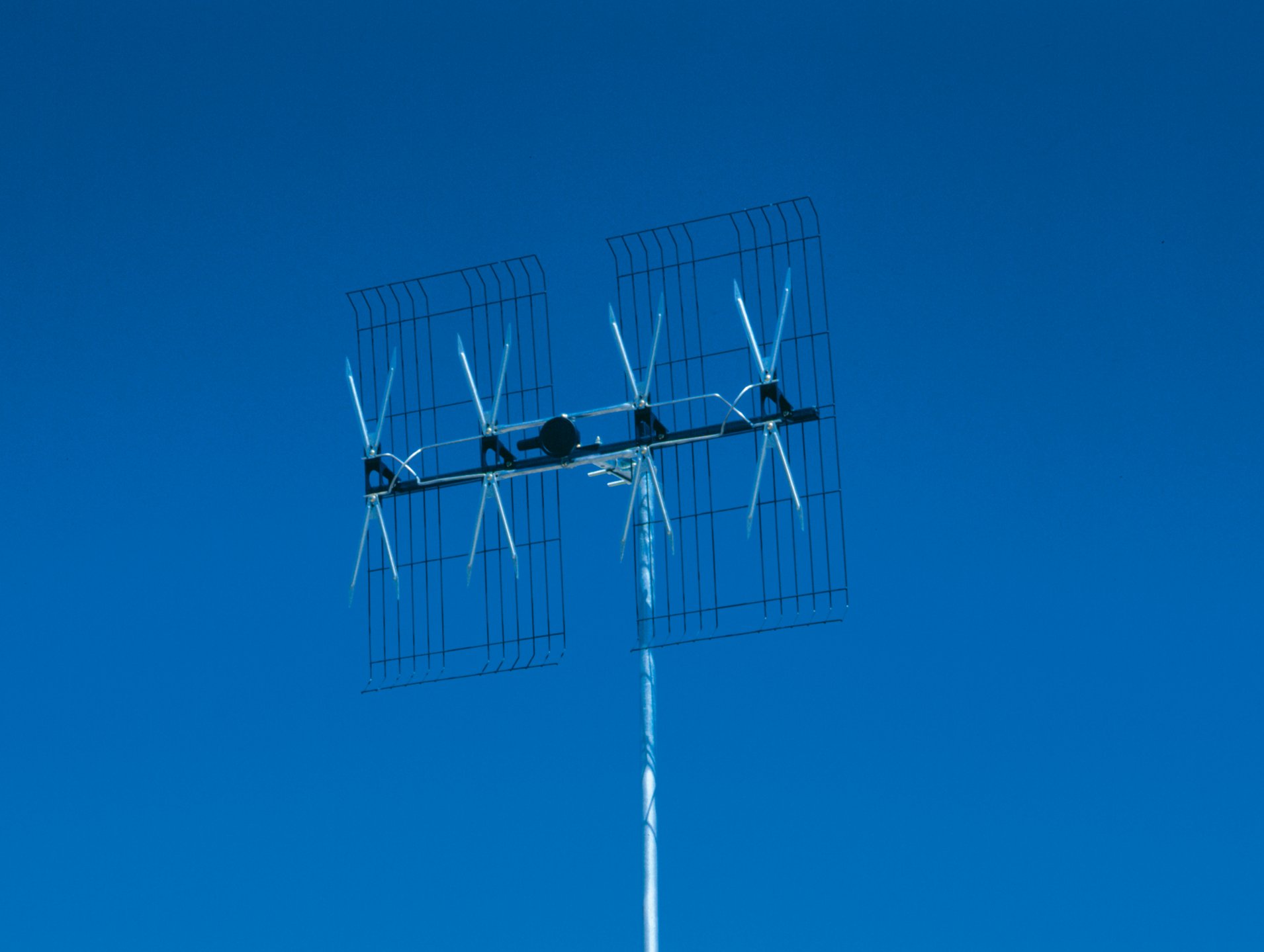 Phased Array Antenna In Oak Park
